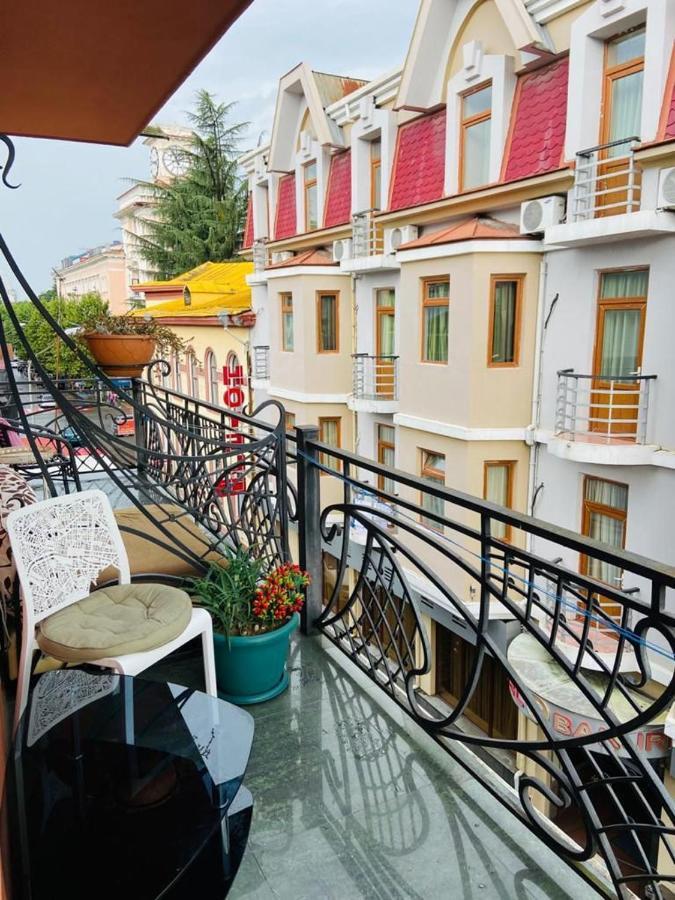 Apart Voyage Batumi Exterior photo